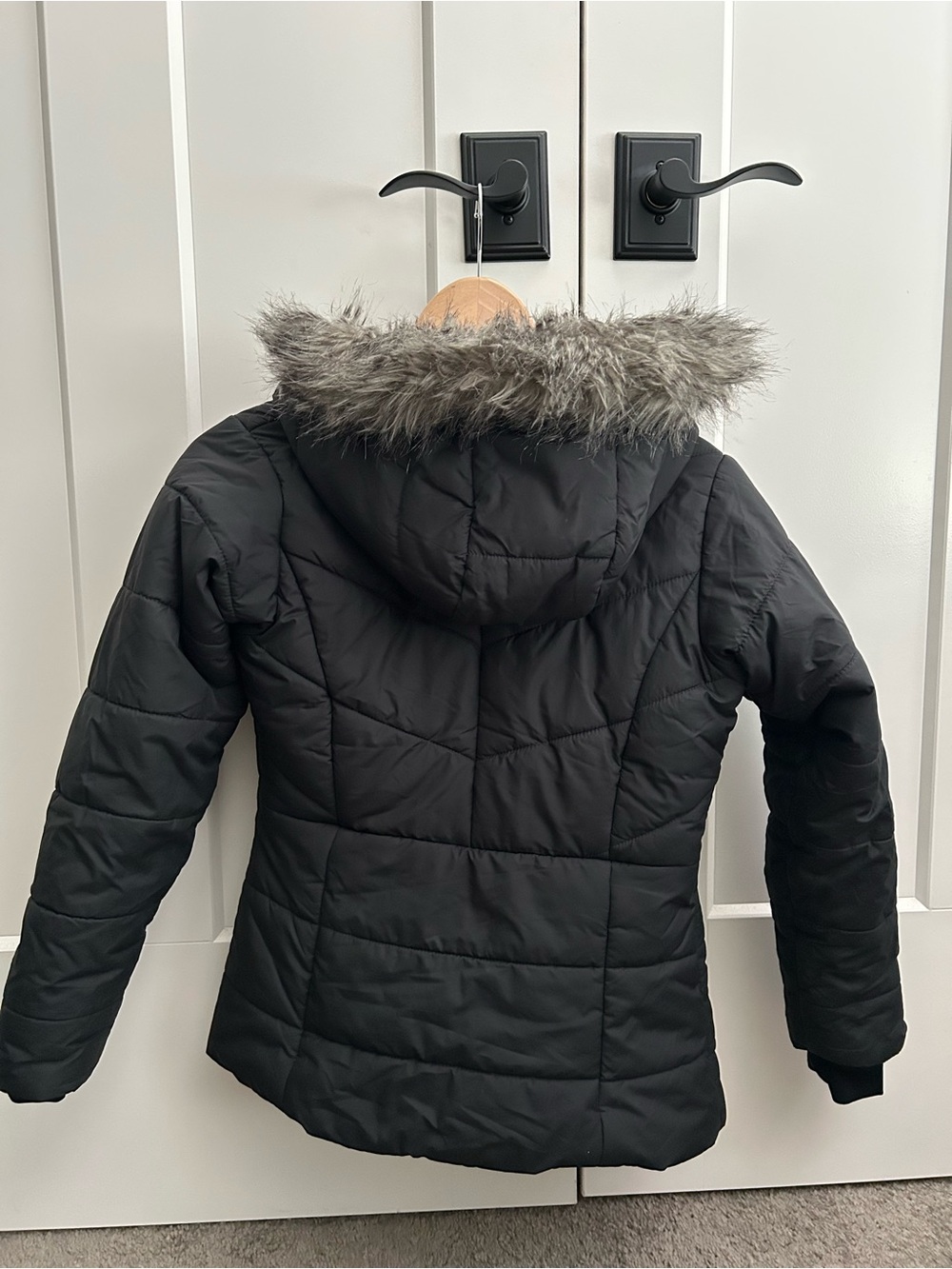 Columbia Black Jacket - Picture 3 of 4